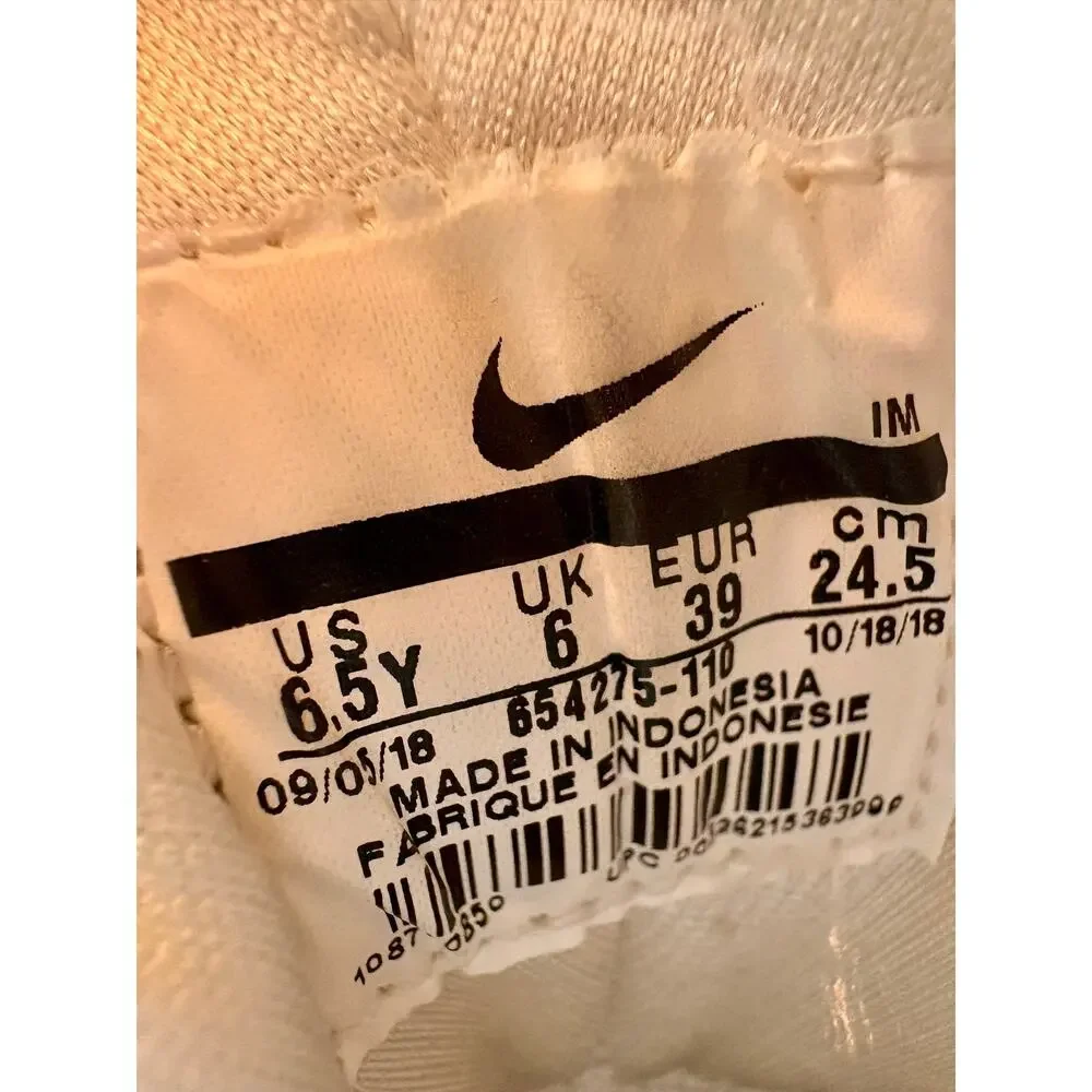Used w/ Box, Good Condition - 6.5Y - Nike Air Huarache Run